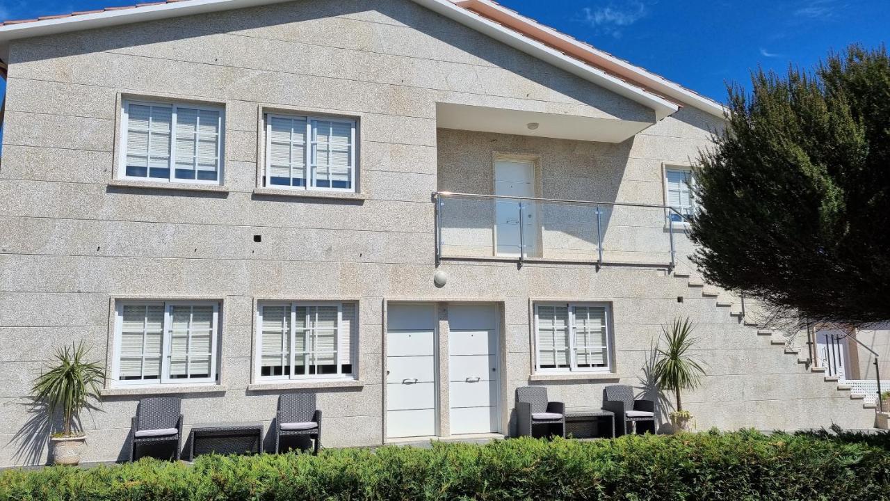 Apartamentos Turísticos Casa Sandra Sanxenxo Exterior foto